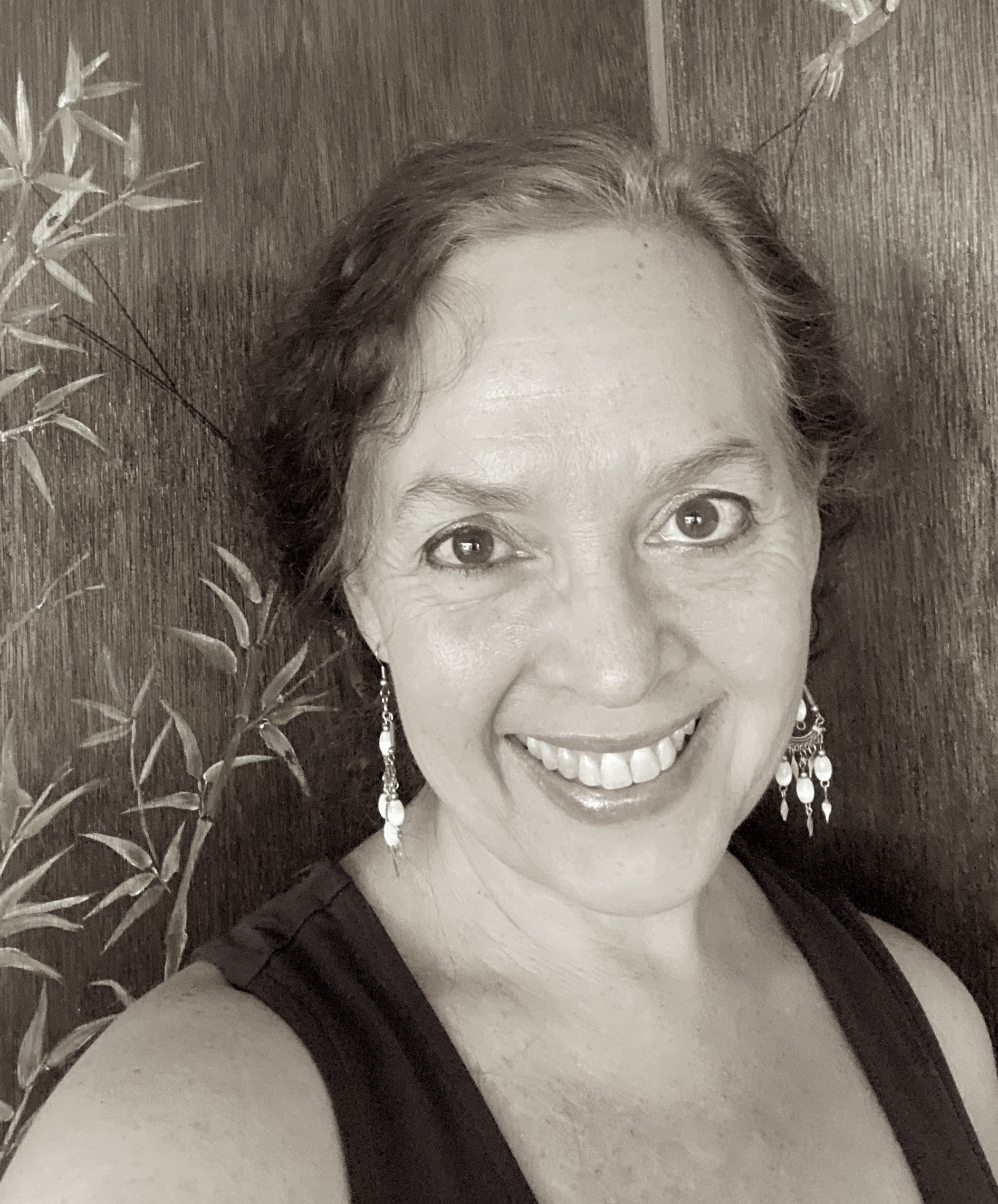 picture headshot of a woman